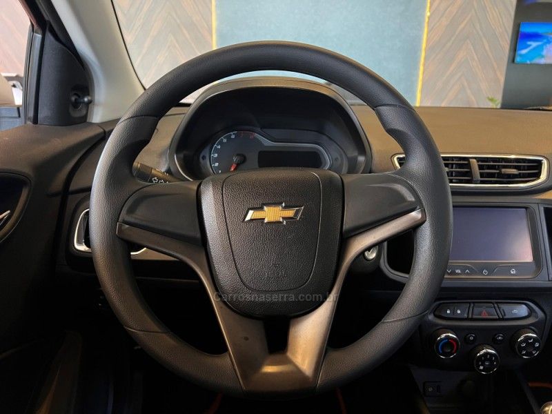 CHEVROLET ONIX 1.0 MPFI LOLLAPALOOZA 8V 2014/2014 AUTOGRIF MOTORS CAMPO BOM / Carros no Vale
