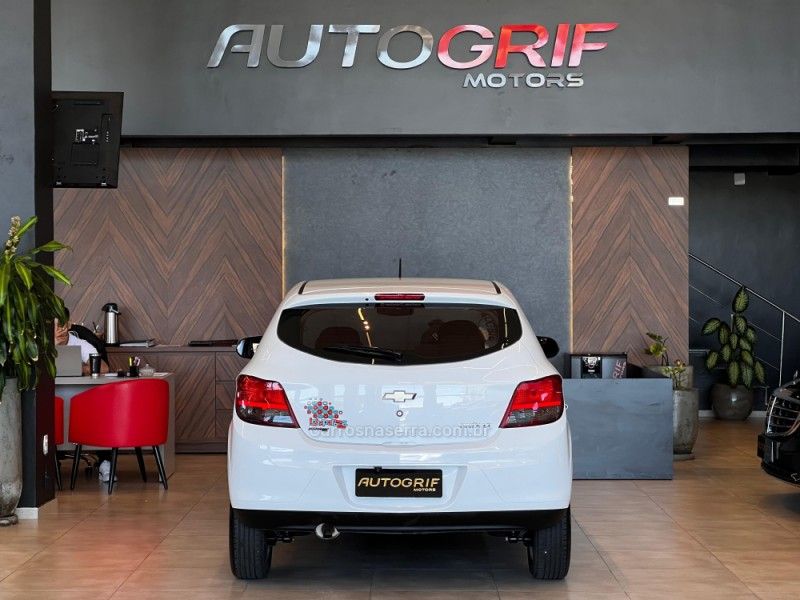CHEVROLET ONIX 1.0 MPFI LOLLAPALOOZA 8V 2014/2014 AUTOGRIF MOTORS CAMPO BOM / Carros no Vale