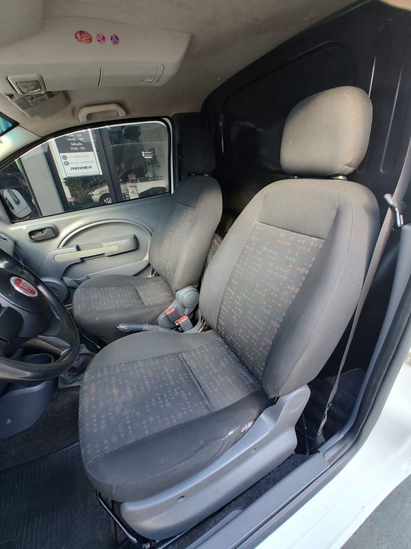 Fiat Fiorino Furgão EVO 1.4 8V 2016/2016 RENNER AUTOMÓVEIS LAJEADO / Carros no Vale