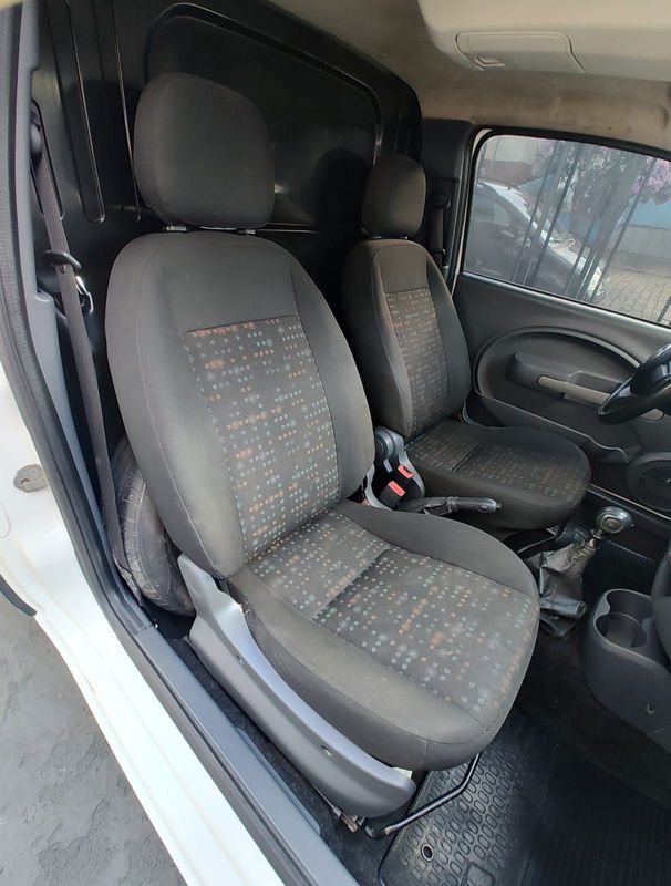 Fiat Fiorino Furgão EVO 1.4 8V 2016/2016 RENNER AUTOMÓVEIS LAJEADO / Carros no Vale