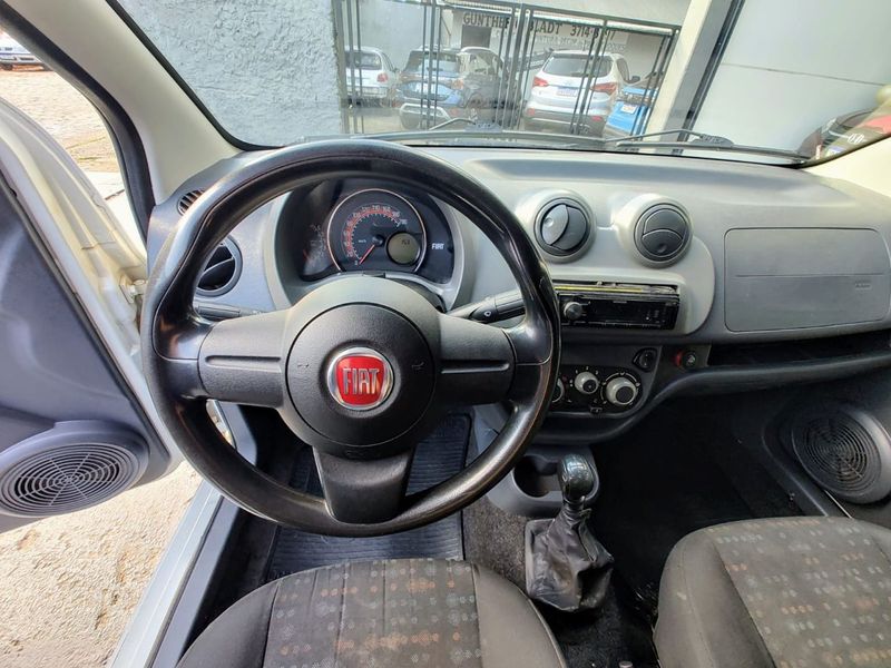 Fiat Fiorino Furgão EVO 1.4 8V 2016/2016 RENNER AUTOMÓVEIS LAJEADO / Carros no Vale