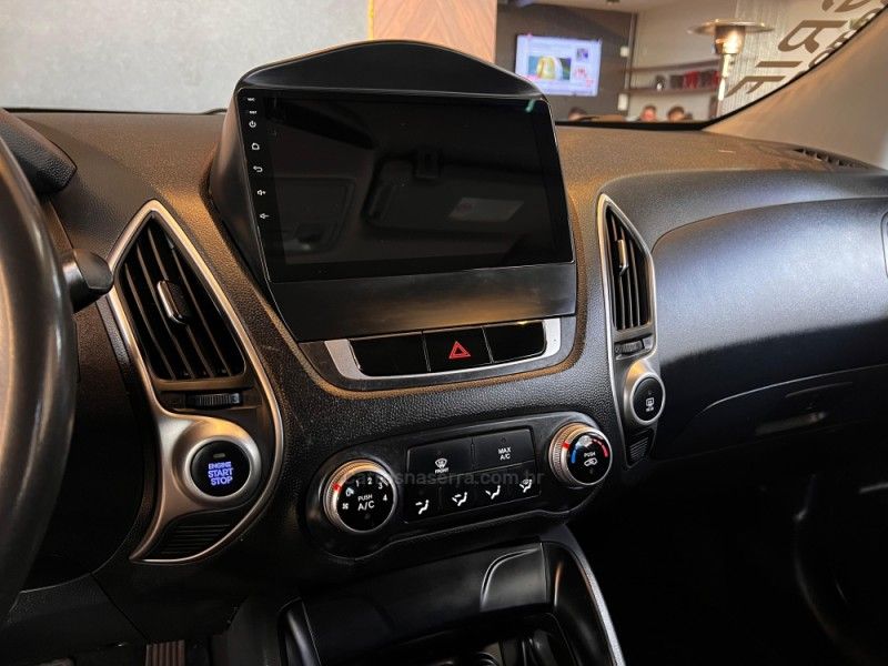 HYUNDAI IX35 2.0 MPFI GLS 16V 2016/2016 AUTOGRIF MOTORS CAMPO BOM / Carros no Vale