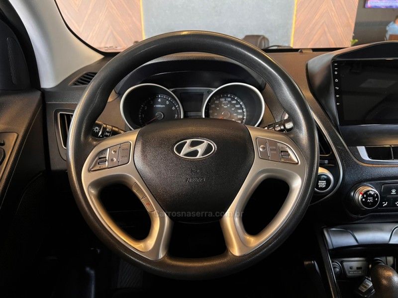 HYUNDAI IX35 2.0 MPFI GLS 16V 2016/2016 AUTOGRIF MOTORS CAMPO BOM / Carros no Vale