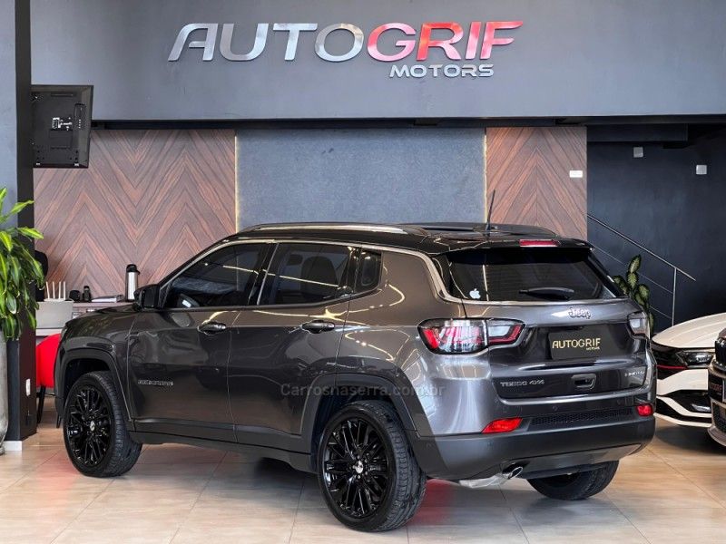 JEEP COMPASS 2.0 LIMITED TD350 TURBO 4X4 2022/2022 AUTOGRIF MOTORS CAMPO BOM / Carros no Vale