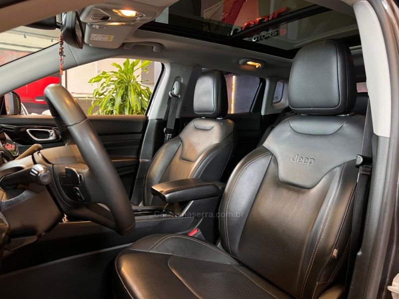 JEEP COMPASS 2.0 LIMITED TD350 TURBO 4X4 2022/2022 AUTOGRIF MOTORS CAMPO BOM / Carros no Vale