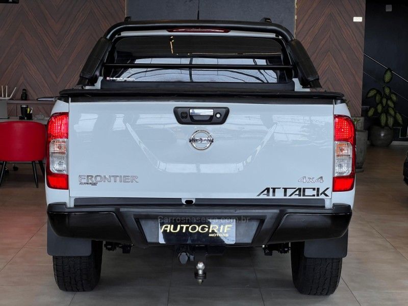 NISSAN FRONTIER 2.3 ATTACK 4X4 CD BI-TURBO 2021/2021 AUTOGRIF MOTORS CAMPO BOM / Carros no Vale