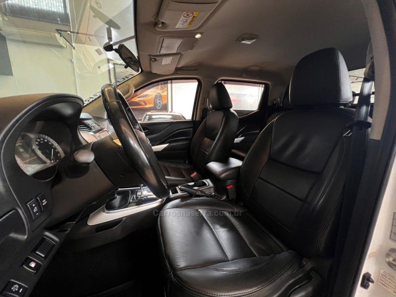 NISSAN FRONTIER 2.3 ATTACK 4X4 CD BI-TURBO 2021/2021 AUTOGRIF MOTORS CAMPO BOM / Carros no Vale