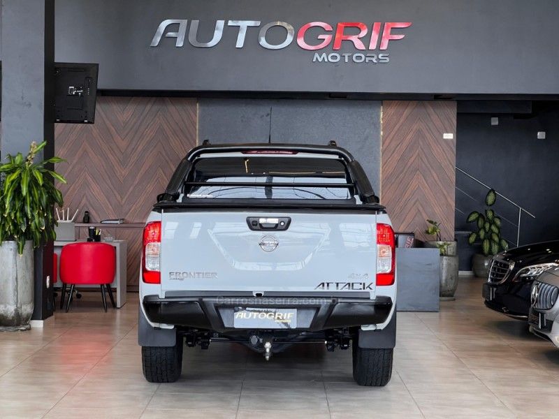 NISSAN FRONTIER 2.3 ATTACK 4X4 CD BI-TURBO 2021/2021 AUTOGRIF MOTORS CAMPO BOM / Carros no Vale