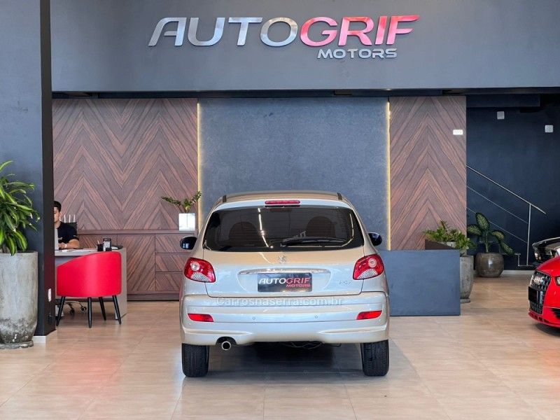 PEUGEOT 207 1.4 XR SPORT 8V 2012/2013 AUTOGRIF MOTORS CAMPO BOM / Carros no Vale