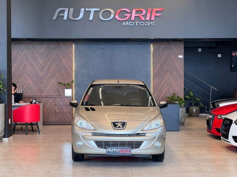 PEUGEOT 207 1.4 XR SPORT 8V 2012/2013 AUTOGRIF MOTORS CAMPO BOM / Carros no Vale