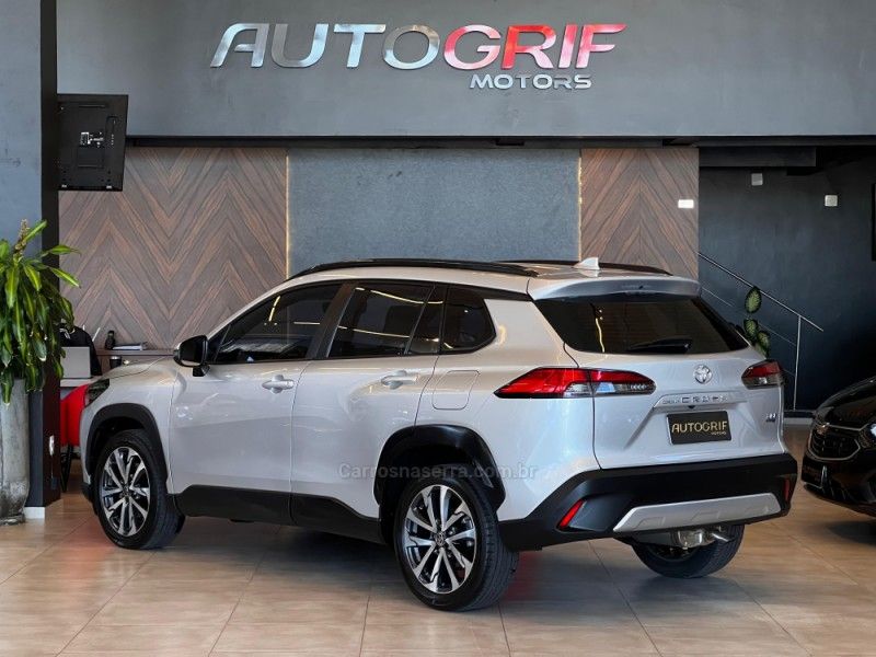 TOYOTA COROLLA 2.0 CROSS XRE 16V 2021/2022 AUTOGRIF MOTORS CAMPO BOM / Carros no Vale
