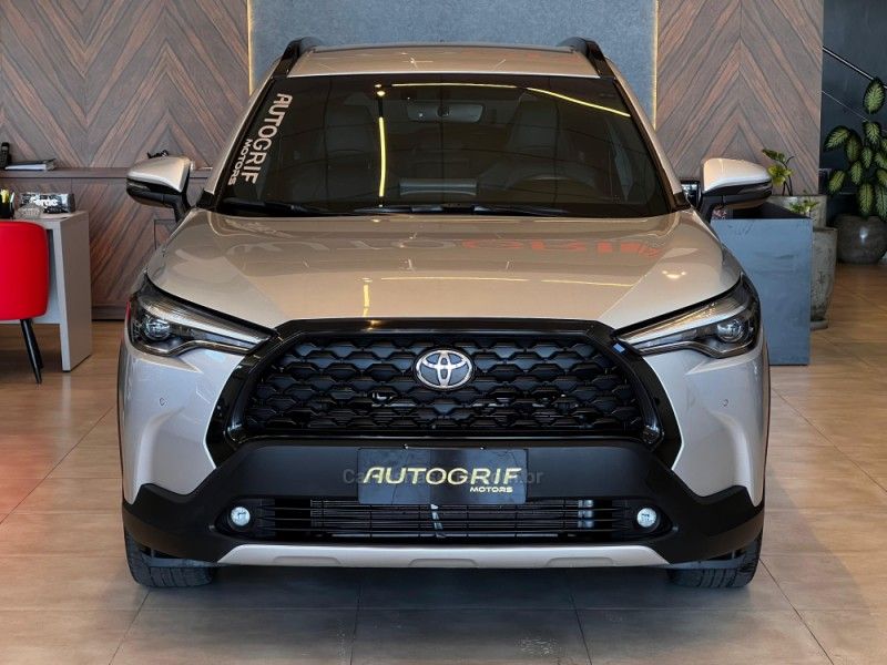 TOYOTA COROLLA 2.0 CROSS XRE 16V 2021/2022 AUTOGRIF MOTORS CAMPO BOM / Carros no Vale
