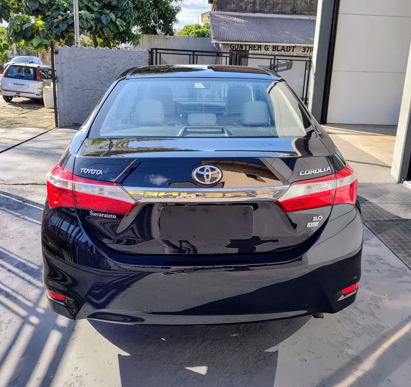 Toyota Corolla XEi 2.0 16V 2016/2016 RENNER AUTOMÓVEIS LAJEADO / Carros no Vale