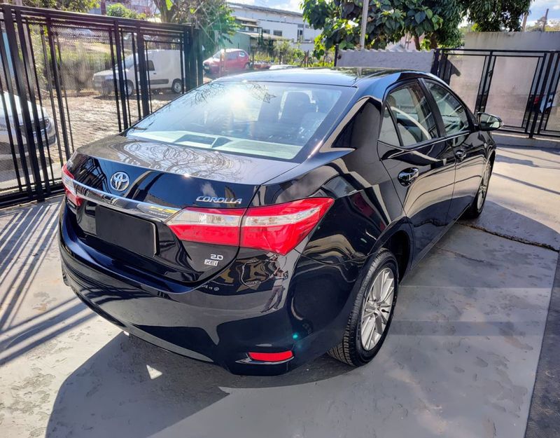 Toyota Corolla XEi 2.0 16V 2016/2016 RENNER AUTOMÓVEIS LAJEADO / Carros no Vale