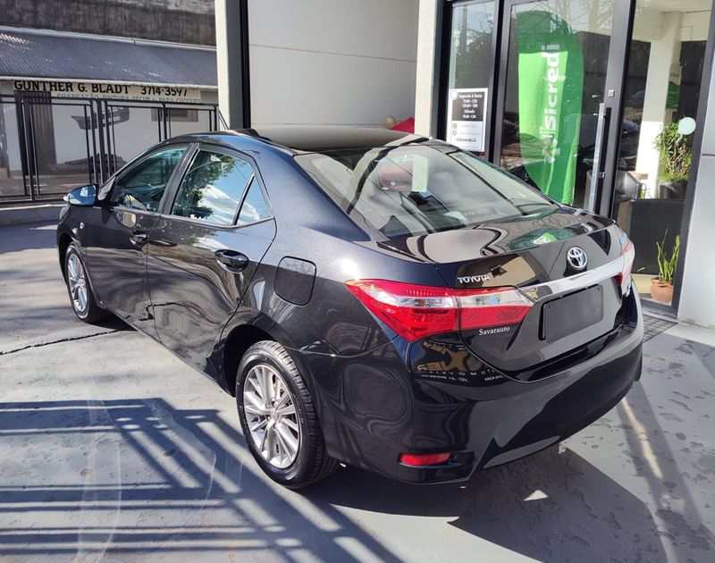 Toyota Corolla XEi 2.0 16V 2016/2016 RENNER AUTOMÓVEIS LAJEADO / Carros no Vale