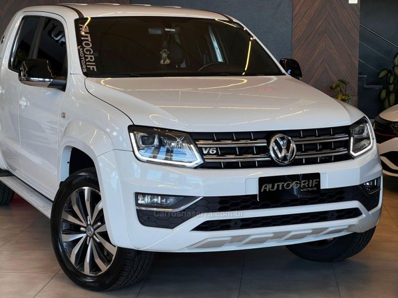 VOLKSWAGEN AMAROK 3.0 V6 EXTREME CD 4X4 AUTOMÁTICO 2019/2020 AUTOGRIF MOTORS CAMPO BOM / Carros no Vale