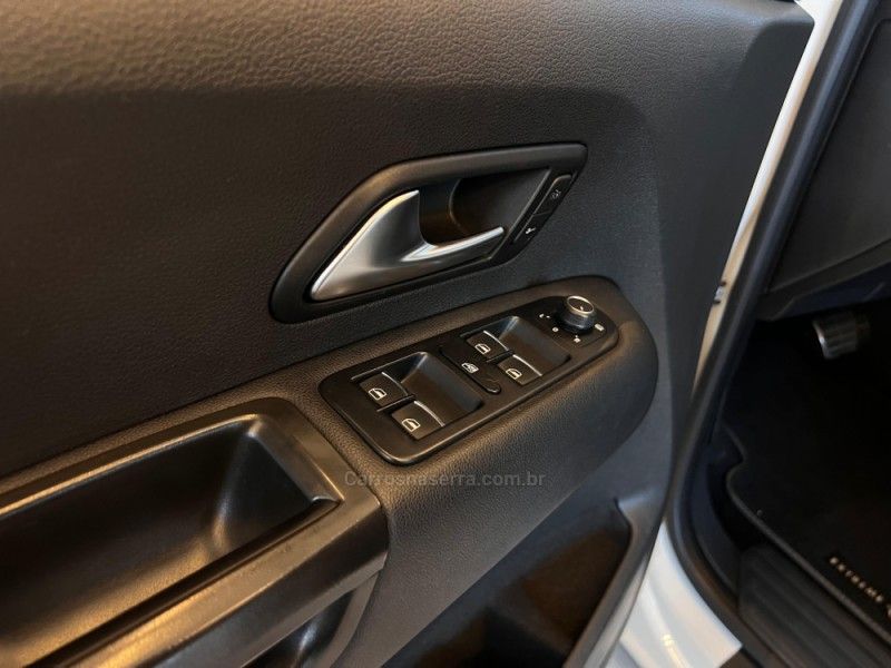 VOLKSWAGEN AMAROK 3.0 V6 EXTREME CD 4X4 AUTOMÁTICO 2019/2020 AUTOGRIF MOTORS CAMPO BOM / Carros no Vale
