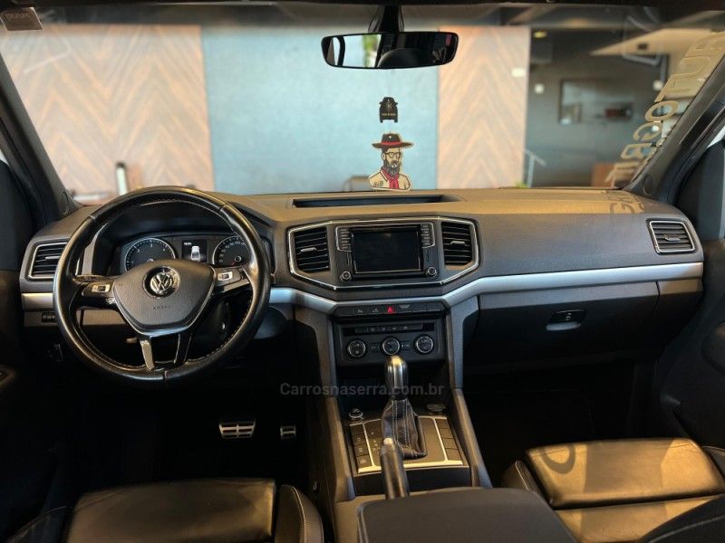 VOLKSWAGEN AMAROK 3.0 V6 EXTREME CD 4X4 AUTOMÁTICO 2019/2020 AUTOGRIF MOTORS CAMPO BOM / Carros no Vale