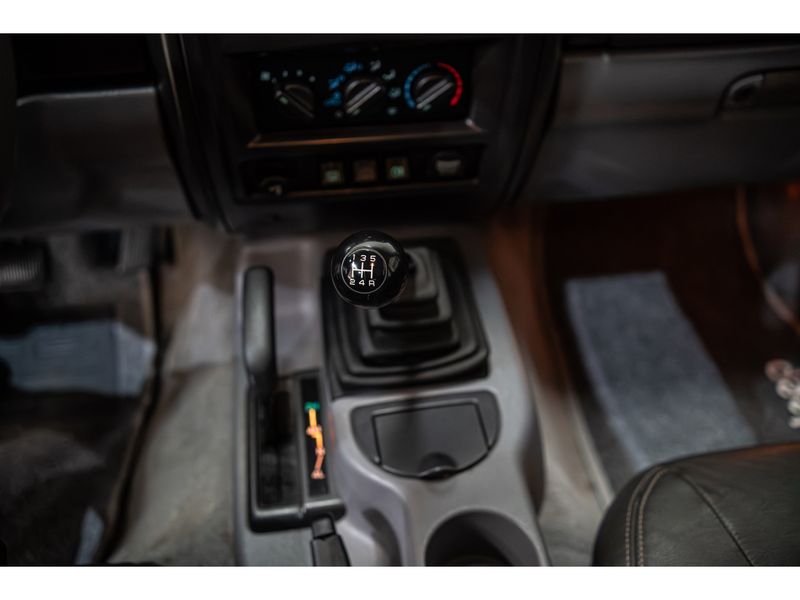 JEEP CHEROKEE 4.0 SPORT 4X4 12V 1997/1998 PASTORE CAR COLLECTION BENTO GONÇALVES / Carros no Vale