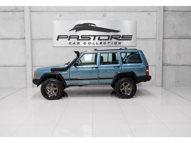 JEEP CHEROKEE 4.0 SPORT 4X4 12V 1997/1998 PASTORE CAR COLLECTION BENTO GONÇALVES / Carros no Vale