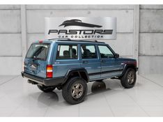 JEEP CHEROKEE 4.0 SPORT 4X4 12V 1997/1998 PASTORE CAR COLLECTION BENTO GONÇALVES / Carros no Vale
