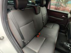 Renault OROCH Outsider 1.3Tce 2023/2024 RENNER AUTOMÓVEIS LAJEADO / Carros no Vale