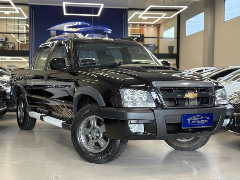 CHEVROLET S10 2.4 MPFI RODEIO 4X2 CD 8V 2010/2011 LEHMEN VEÍCULOS VENÂNCIO AIRES / Carros no Vale