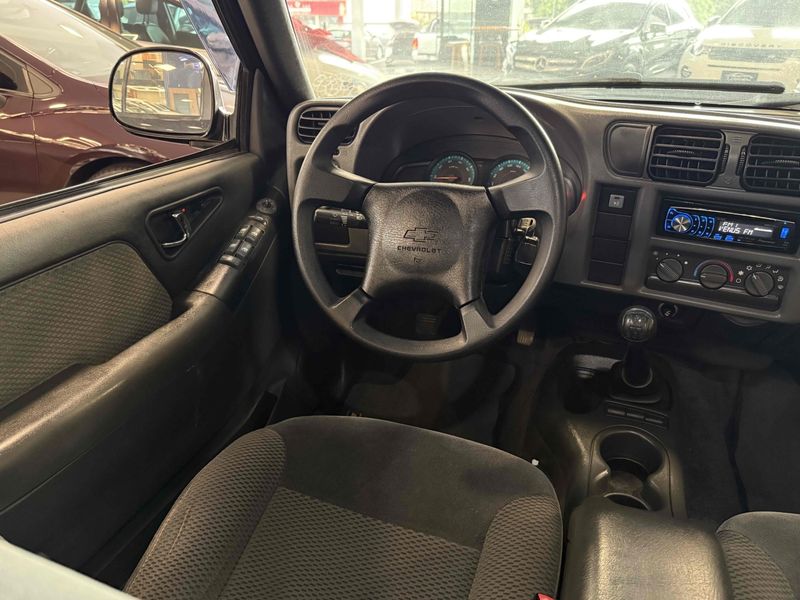 CHEVROLET S10 2.4 MPFI RODEIO 4X2 CD 8V 2010/2011 LEHMEN VEÍCULOS VENÂNCIO AIRES / Carros no Vale
