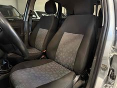 FORD FIESTA 1.6 MPI HATCH 8V 2010/2011 LEHMEN VEÍCULOS VENÂNCIO AIRES / Carros no Vale
