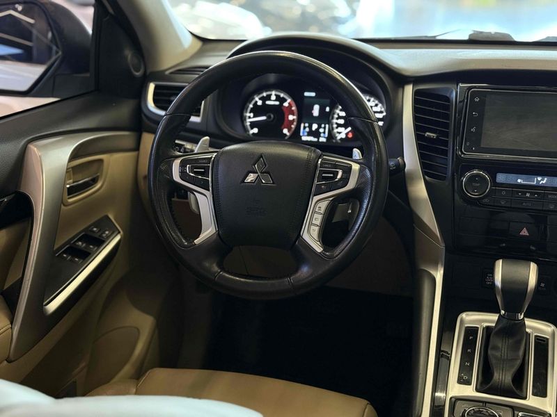 MITSUBISHI PAJERO SPORT 2.4 16V MIVEC TURBO HPE AWD 2019/2020 LEHMEN VEÍCULOS VENÂNCIO AIRES / Carros no Vale