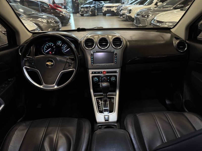 CHEVROLET CAPTIVA 2.4 SIDI 16V 2014/2014 LEHMEN VEÍCULOS VENÂNCIO AIRES / Carros no Vale