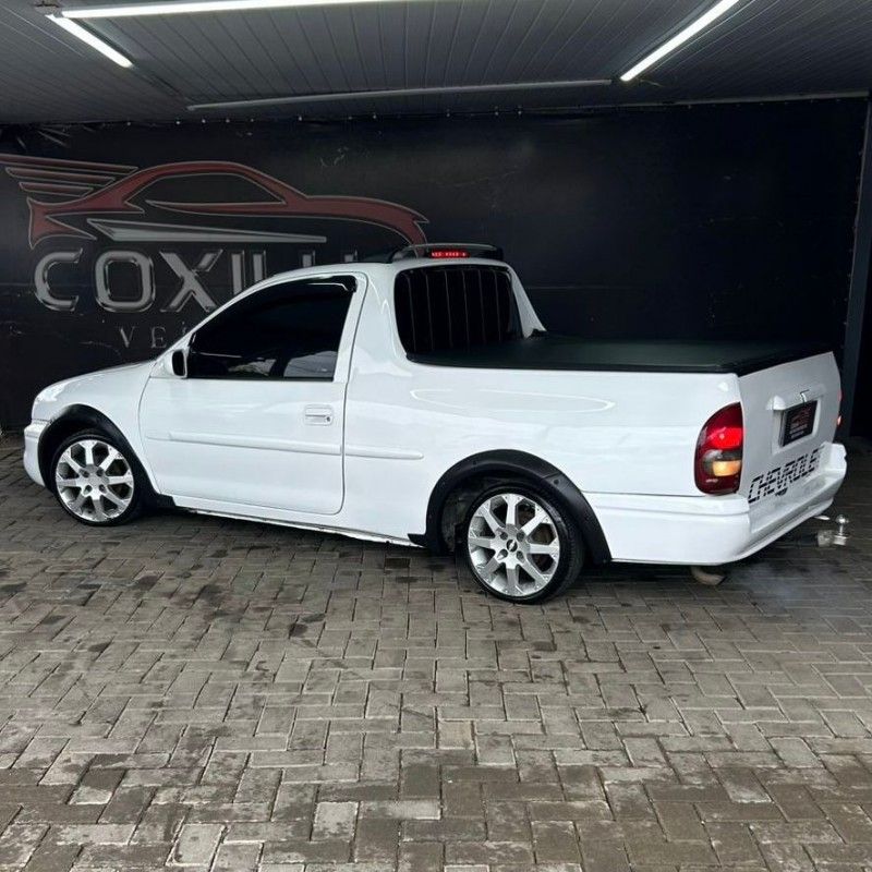 Chevrolet CORSA PICK-UP ST 1.6 2002/2002 SÉRGIO VEÍCULOS TEUTÔNIA / Carros no Vale