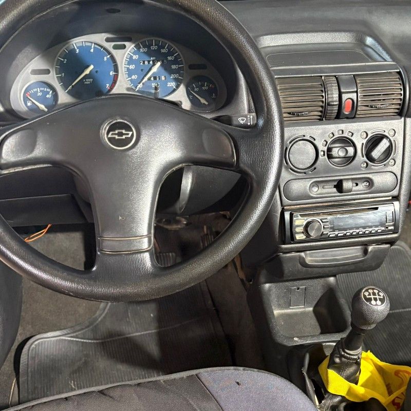 Chevrolet CORSA PICK-UP ST 1.6 2002/2002 SÉRGIO VEÍCULOS TEUTÔNIA / Carros no Vale