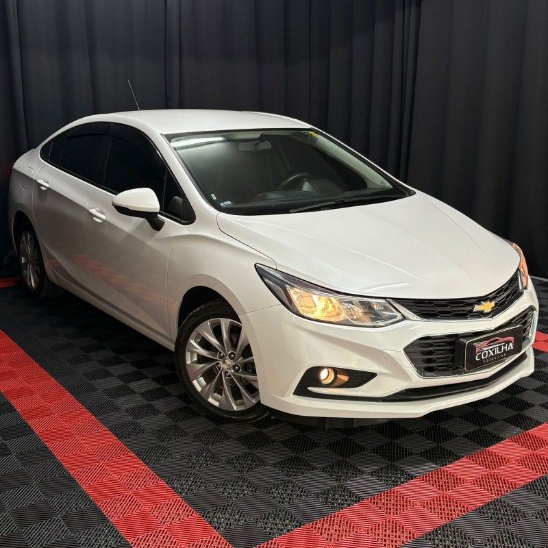 Chevrolet CRUZE SEDAN LT 1.4 TURBO 2018/2018 SÉRGIO VEÍCULOS TEUTÔNIA / Carros no Vale