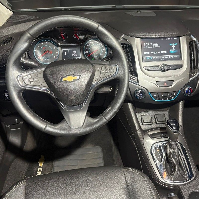 Chevrolet CRUZE SEDAN LT 1.4 TURBO 2018/2018 SÉRGIO VEÍCULOS TEUTÔNIA / Carros no Vale