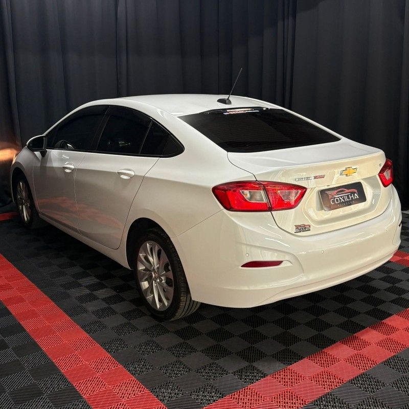 Chevrolet CRUZE SEDAN LT 1.4 TURBO 2018/2018 SÉRGIO VEÍCULOS TEUTÔNIA / Carros no Vale