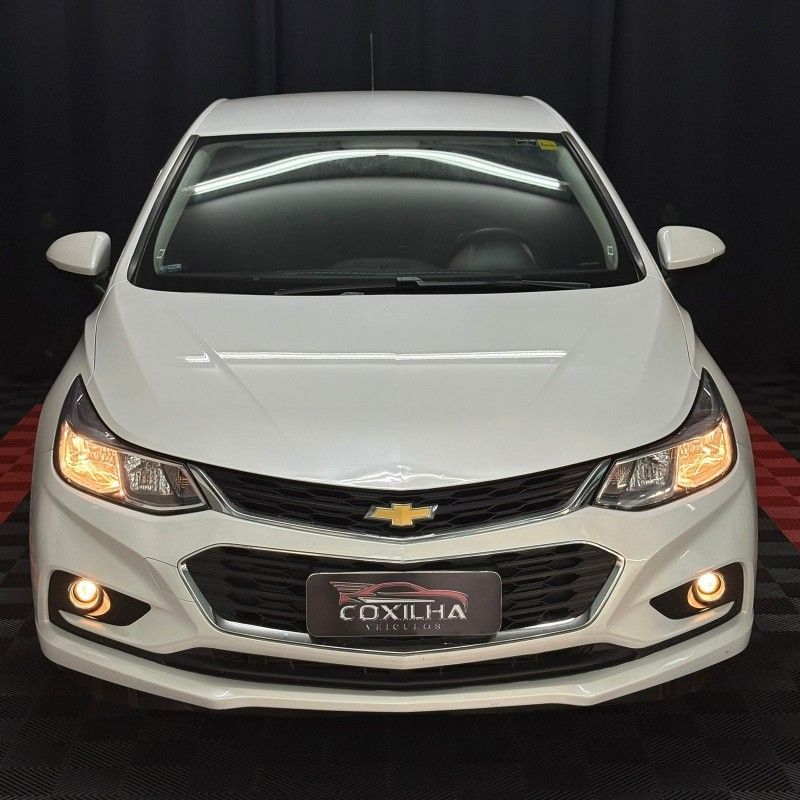 Chevrolet CRUZE SEDAN LT 1.4 TURBO 2018/2018 SÉRGIO VEÍCULOS TEUTÔNIA / Carros no Vale