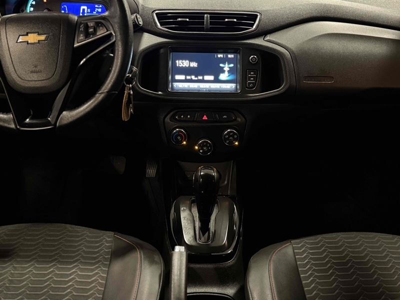 CHEVROLET ONIX 1.4 MPFI LTZ 8V 2017/2018 LEHMEN VEÍCULOS VENÂNCIO AIRES / Carros no Vale