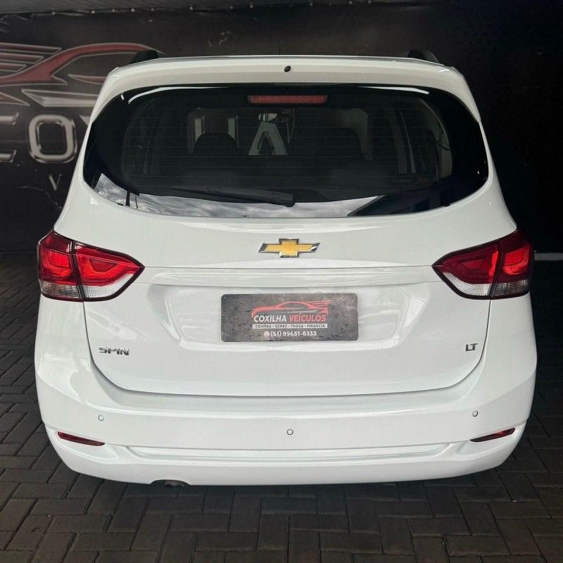Chevrolet SPIN LT 1.8 2023/2023 SÉRGIO VEÍCULOS TEUTÔNIA / Carros no Vale