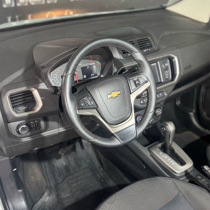 Chevrolet SPIN LT 1.8 2023/2023 SÉRGIO VEÍCULOS TEUTÔNIA / Carros no Vale
