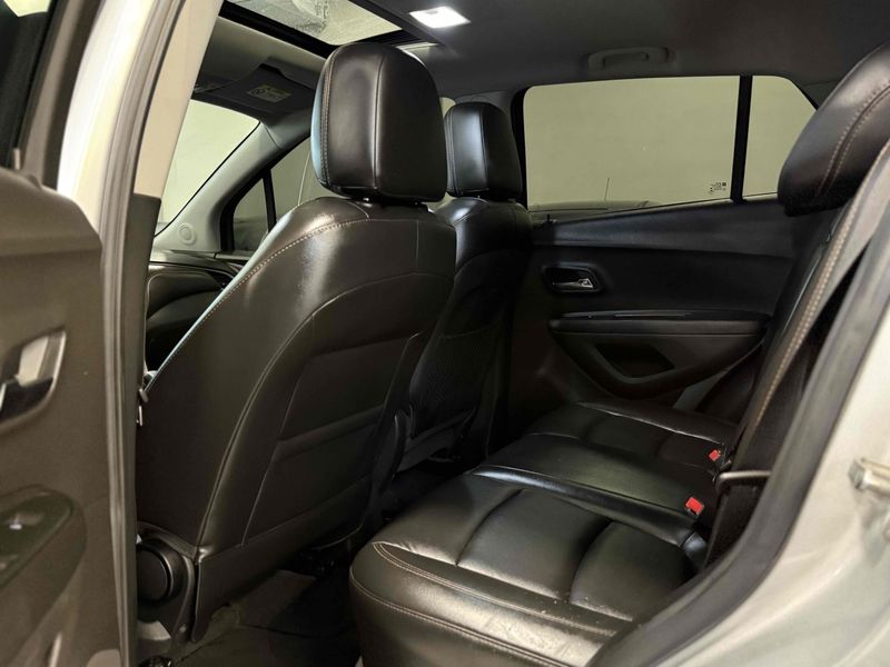 CHEVROLET TRACKER 1.4 16V TURBO PREMIER 2017/2018 LEHMEN VEÍCULOS VENÂNCIO AIRES / Carros no Vale