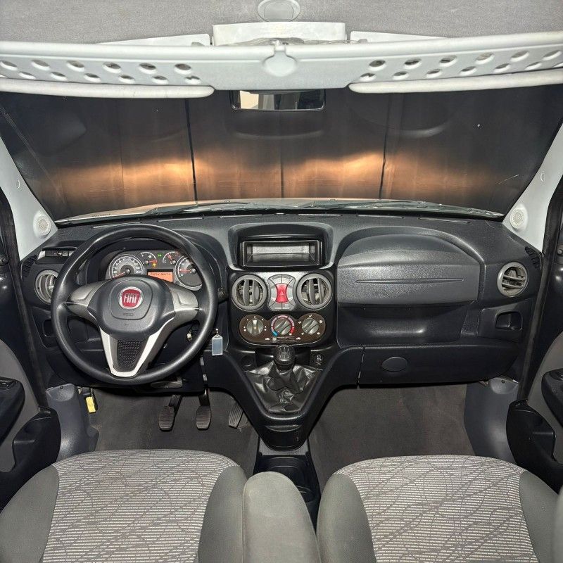 Fiat DOBLO ESSENCE 1.8 2021/2021 SÉRGIO VEÍCULOS TEUTÔNIA / Carros no Vale