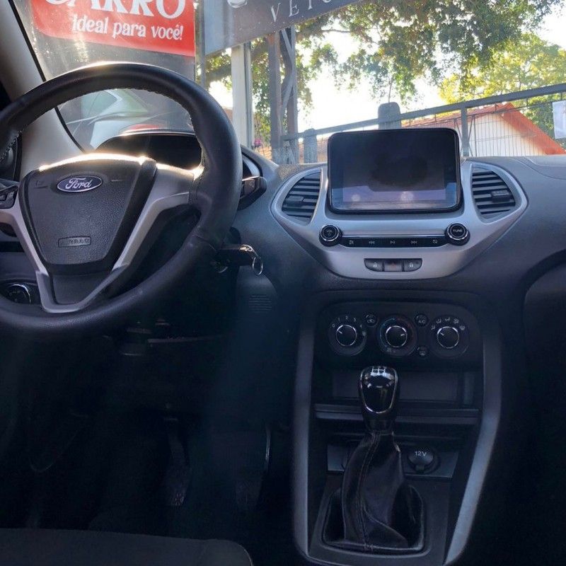 Ford KA SEDAN SE PLUS 1.0 2019/2019 SÉRGIO VEÍCULOS TEUTÔNIA / Carros no Vale