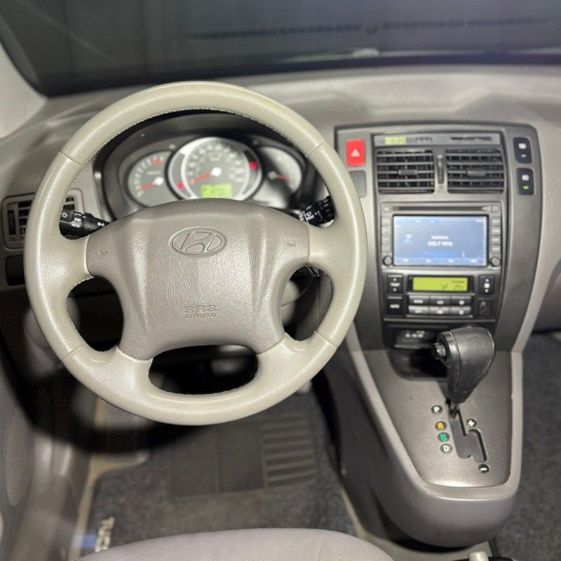 Hyundai TUCSON GLS 2.0 2015/2015 SÉRGIO VEÍCULOS TEUTÔNIA / Carros no Vale