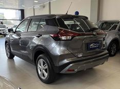 NISSAN KICKS 1.6 16V FLEXSTART ACTIVE XTRONIC 2023/2024 LEHMEN VEÍCULOS VENÂNCIO AIRES / Carros no Vale