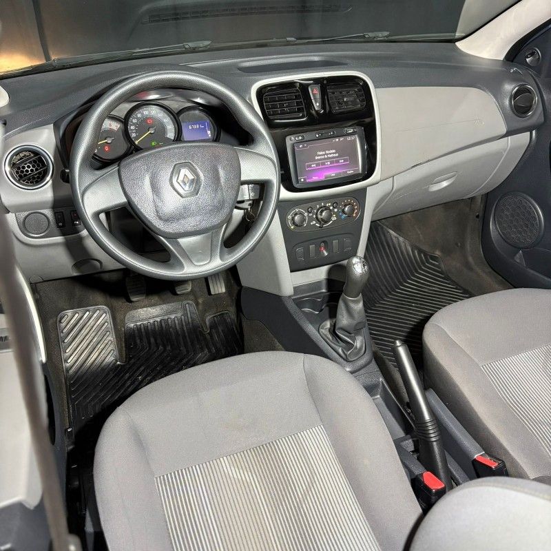 Renault LOGAN EXPRESSION 1.6 2018/2018 SÉRGIO VEÍCULOS TEUTÔNIA / Carros no Vale