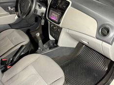 Renault LOGAN EXPRESSION 1.6 2018/2018 SÉRGIO VEÍCULOS TEUTÔNIA / Carros no Vale