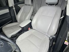 Toyota COROLLA GLi 1.8 2017/2017 SÉRGIO VEÍCULOS TEUTÔNIA / Carros no Vale