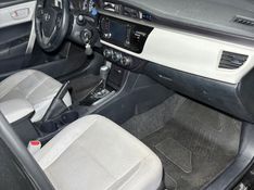 Toyota COROLLA GLi 1.8 2017/2017 SÉRGIO VEÍCULOS TEUTÔNIA / Carros no Vale
