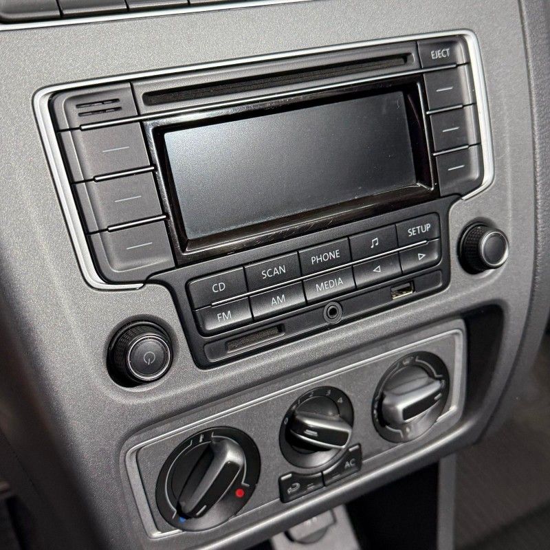 Volkswagen CROSSFOX 1.6 2014/2014 SÉRGIO VEÍCULOS TEUTÔNIA / Carros no Vale